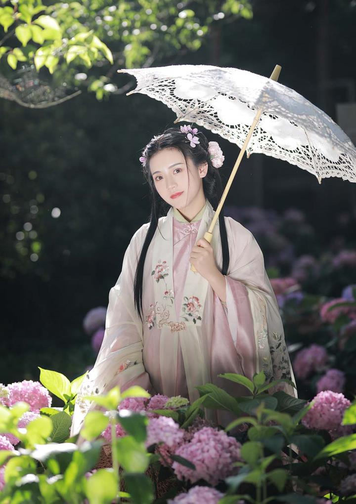 [YITUYU艺图语]2022.07.20 一念花开，香如故 Dear-郑同学[37+1P／675MB]预览图