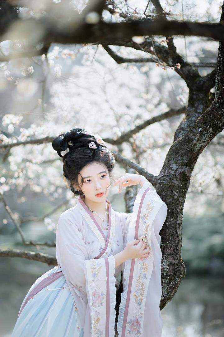 [YITUYU艺图语]2023.03.08 初春探梅 明姝菜菜[45+1P／448MB]预览图