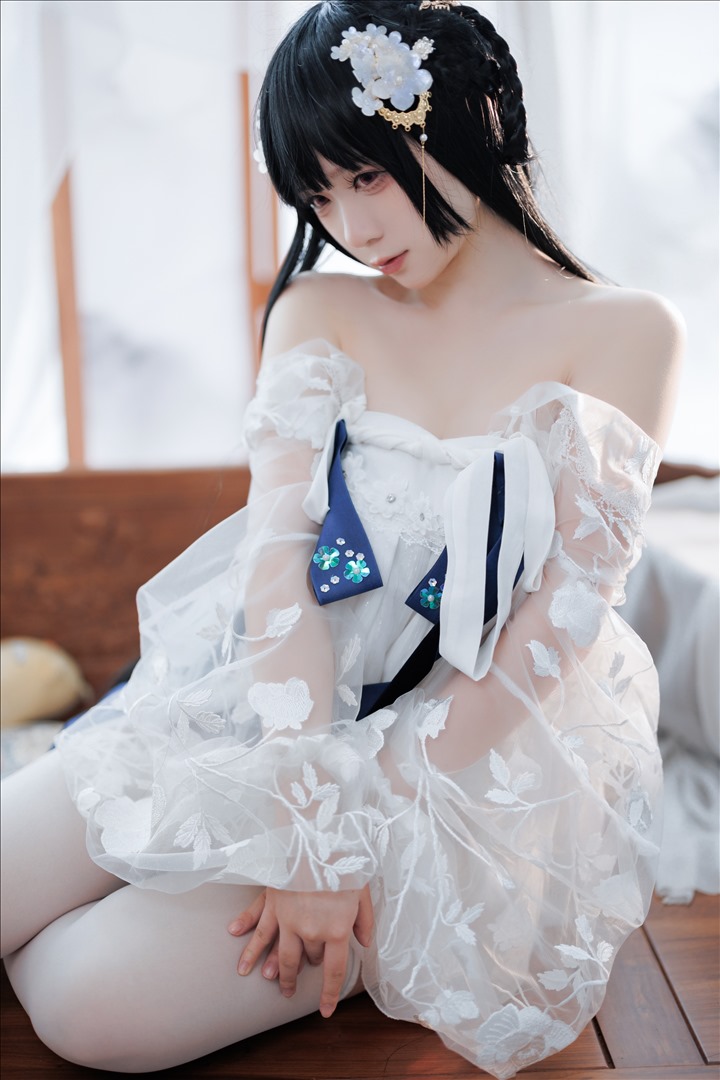 Coser@樱落酱w VOL.029 逸仙 膏发凝脂 [31P159MB]预览图